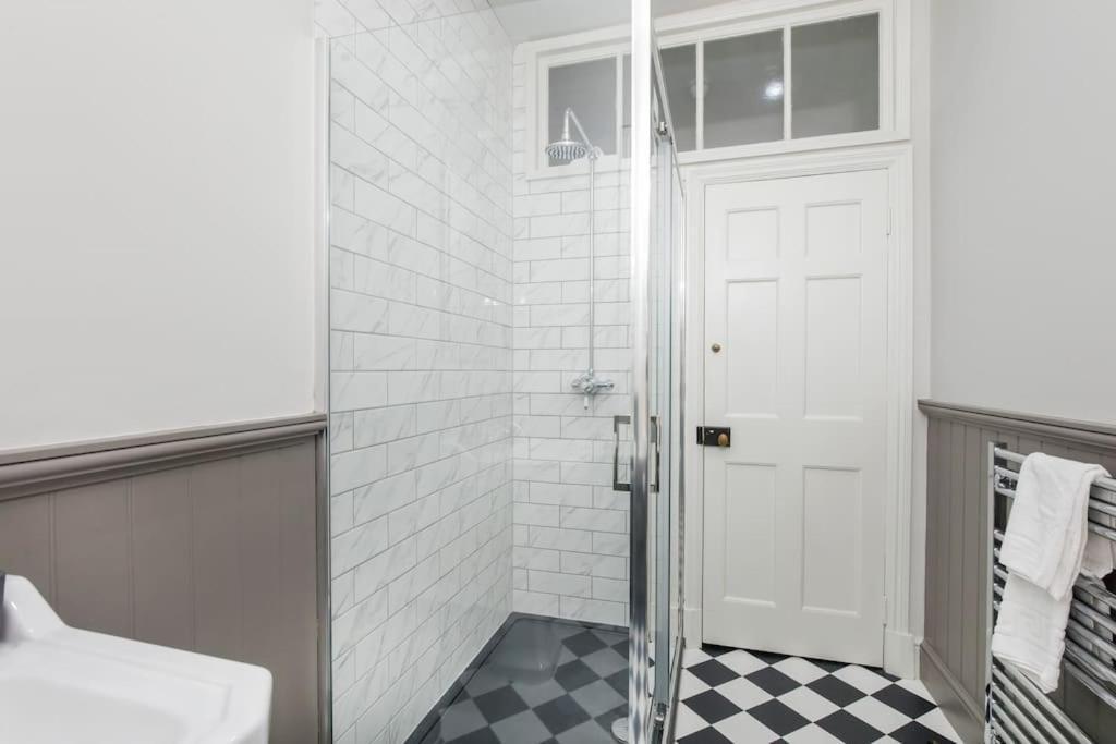 Apartament Aldwark View With Free Parking York Zewnętrze zdjęcie